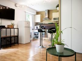 Chic Appartement avec Terrasse, Parking Privatif, apartman Saint-Grégoire-ban
