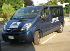 Aer Hotel Malpensa, hotel com estacionamento em Oleggio