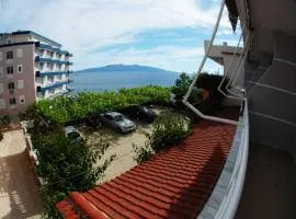 Hotel Vila Alvin & Apartments