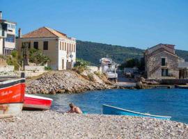 Seaview apartment Bambo, hotel en Komiža