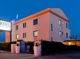 Hotel Mediterraneo, hotel a Lido di Latina