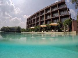 The Glory River Kwai Hotel, hotel in Kanchanaburi City