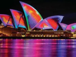 STUNNING SYDNEY HOME 7