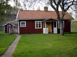 Högerödja: Hultsfred şehrinde bir orman evi