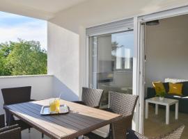 Apartments Mira, khách sạn ở Pula