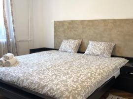 Blue Apartment, hotel with parking in Drobeta-Turnu Severin