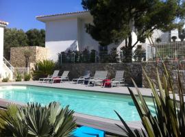 Résidence Le Clos Saint Paul, hotel v destinaci LʼÎle-Rousse