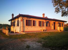 Masseria Le Querciole, hotel v destinaci Fauglia