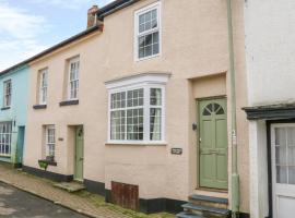 Cedarwood Cottage, cabaña en Winkleigh