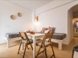 Krystalia's Apartment