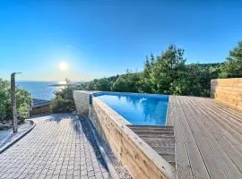 Golden Haven Luxe Glamp Resort、ムルテルのグランピング施設