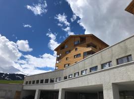 Catrina Hostel, hotel i Disentis