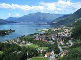 Guest House Il Nido dello Svasso -Foresteria Lombarda-, hostal o pensió a Sorico