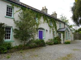 The Coachhouse @ Kingsfort House, hotel near Sligo Folk Park, Ballintogher
