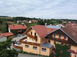 Gasthof-Pension-Metzgerei Jäger, hotel v destinaci Michelsneukirchen