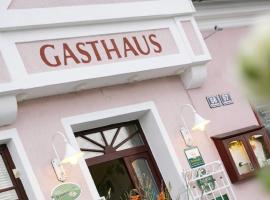 Gasthaus & Gästehaus Bsteh、WulzeshofenのB&B