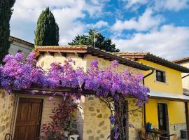 Il Cortile delle Rose Holiday House, cabaña o casa de campo en Perugia