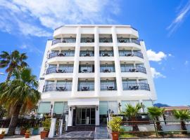 Aurasia Sea Side Hotel