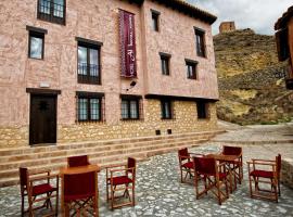 Hotel Albanuracín, hotel em Albarracín