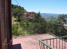 Agriturismo Il Palazzetto, hotel en Campello sul Clitunno