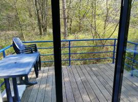 Durbuy, ses ruelles pittoresques et sa gastronomie, hotelli kohteessa Durbuy