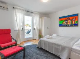 Central View Apartment