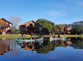Pirates Creek Self-Catering Chalets, hotel din Wilderness