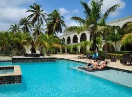 오랑예스타트에 위치한 호텔 Talk of the Town Beach Hotel & Beach Club by GH Hoteles