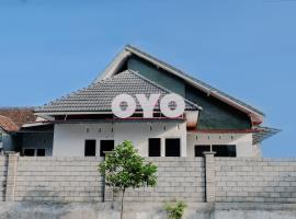 OYO 973 Turukene, hotel v destinaci Batu