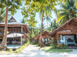 Soultribe Beach Retreat, resort in General Luna