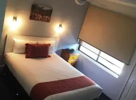 Nicholas Royal Motel - No Pets Allowed