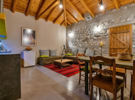 Boutique Stone Cottage, hotel with parking in Dhímaina