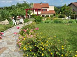 Hôtel-Logis La Coraline, hotel v destinaci Gannat