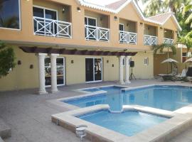 Hotel Villa Nicole, hotel em Cour Félix