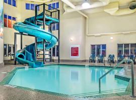 Super 8 by Wyndham Edmonton South, hotel near Edmonton International Airport - YEG, Edmonton