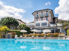 ホテル アスニーゴ、チェルノッビオのプール付きホテル