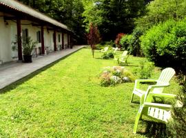 Logis Hotel Restaurant la Corniche des Cevennes, hotel em Saint-Jean-du-Gard