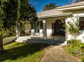 Deco Villa, hotel perto de Black Barn Vineyards, Havelock North