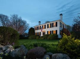 Candleberry Inn on Cape Cod, bed and breakfast a Brewster