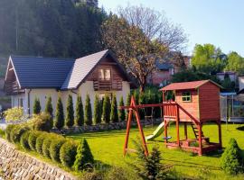 Domek nad stawem, atostogų namelis mieste Krynica Zdrój