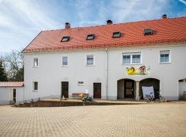 Ferienwohnung am Bauernhof, levný hotel v destinaci Oederan