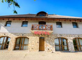 Tekergő Motel és Étterem, hotel s parkováním v destinaci Velence