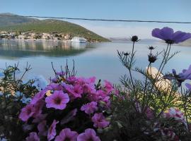 MELI-IOS, hotel i Almiropótamos