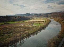 W dolinie Sanu, smeštaj sa kuhinjom u gradu Lesko