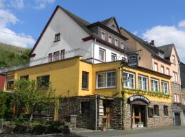 Gastehaus am Calmont, hótel í Ediger-Eller