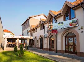Penzi&oacute;n Stefarez New, romantic hotel sa Veľk&yacute; Meder