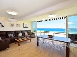 CL LUXURY APARTMENT FIRST LINE BEACH