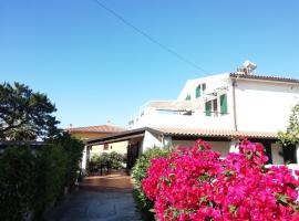 Villa Maria Apartments, hotel mesra haiwan peliharaan di Capoterra