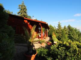 Hilltop Hideout, hotel dengan jacuzzi di Szentendre