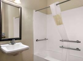 엘리자베스타운에 위치한 호텔 Baymont by Wyndham Elizabethtown